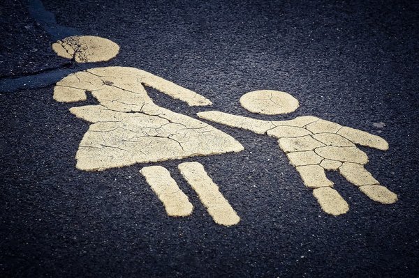 Ylon : L'art du marquage au sol